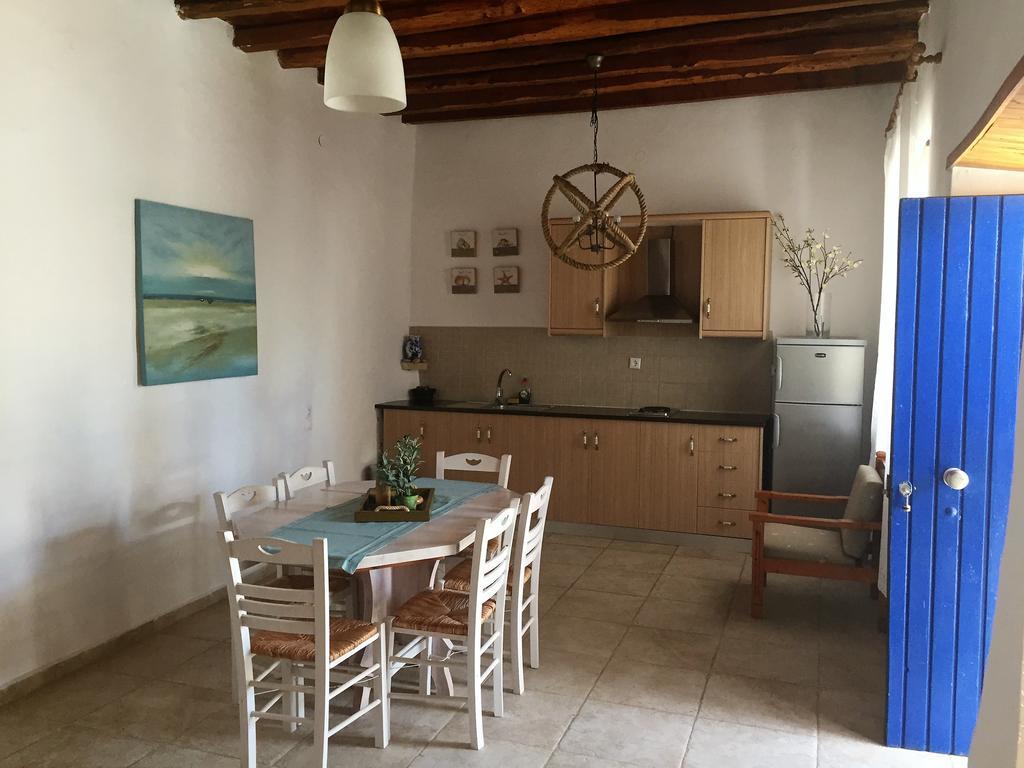 Villa Niki Loutro Zimmer foto